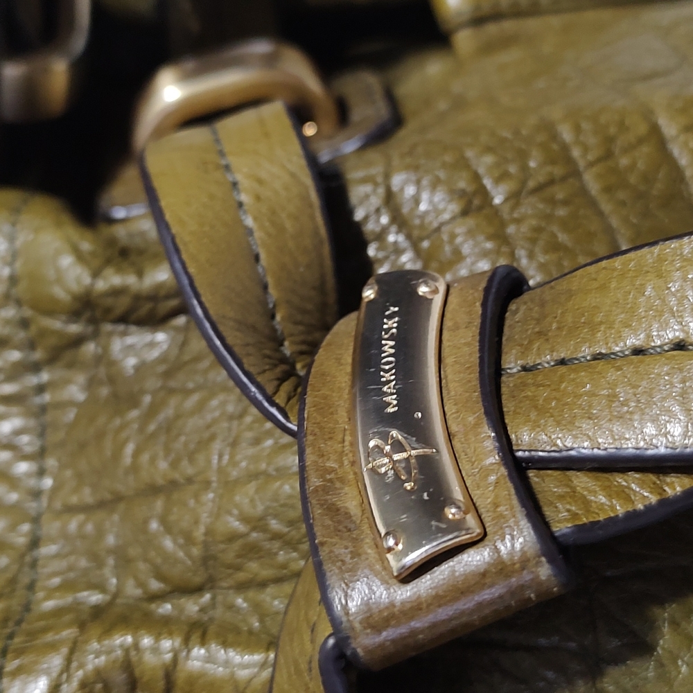 B. Makowsky Shoulder Bag